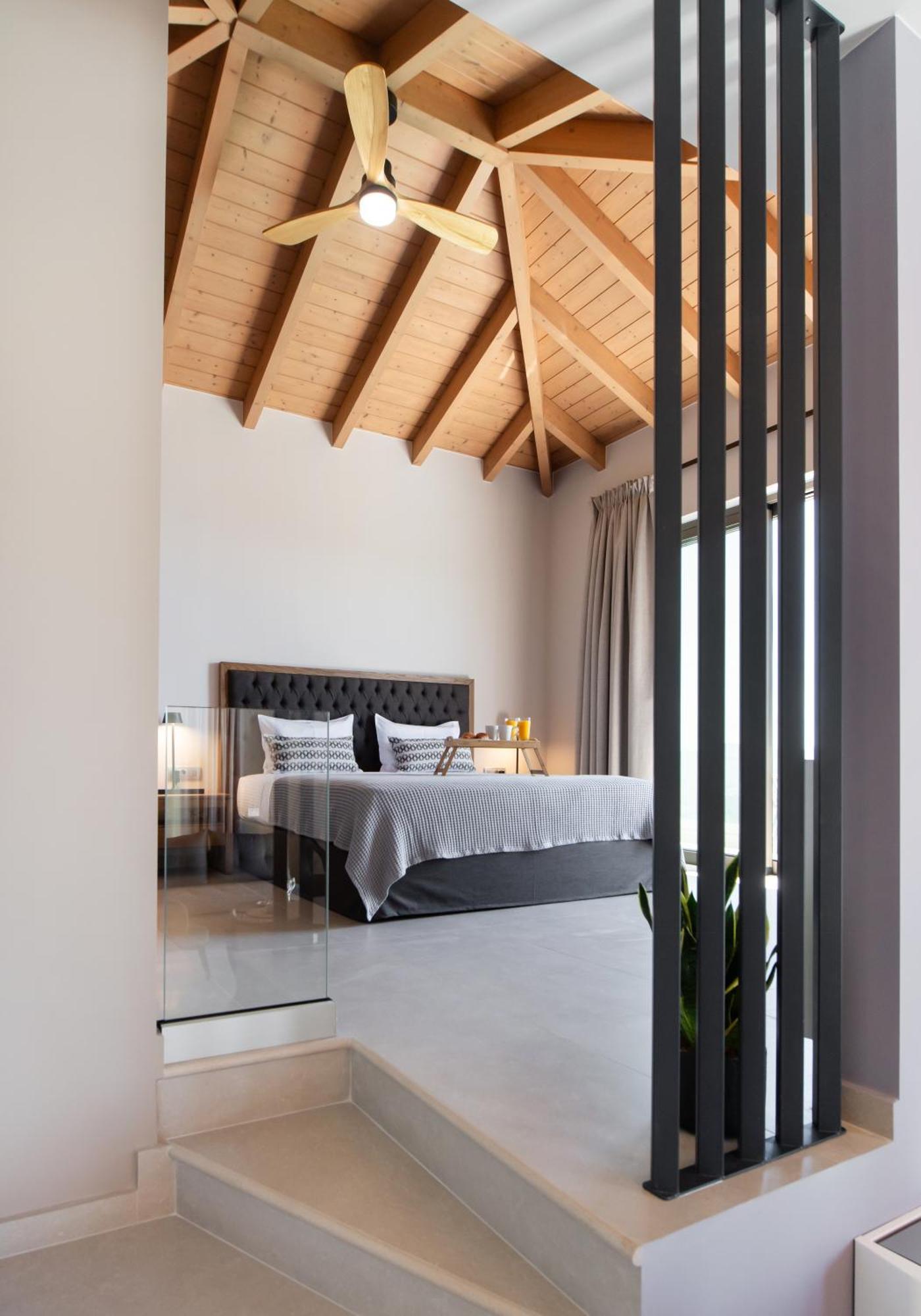 Highview Luxury Suites Katouna Exterior photo