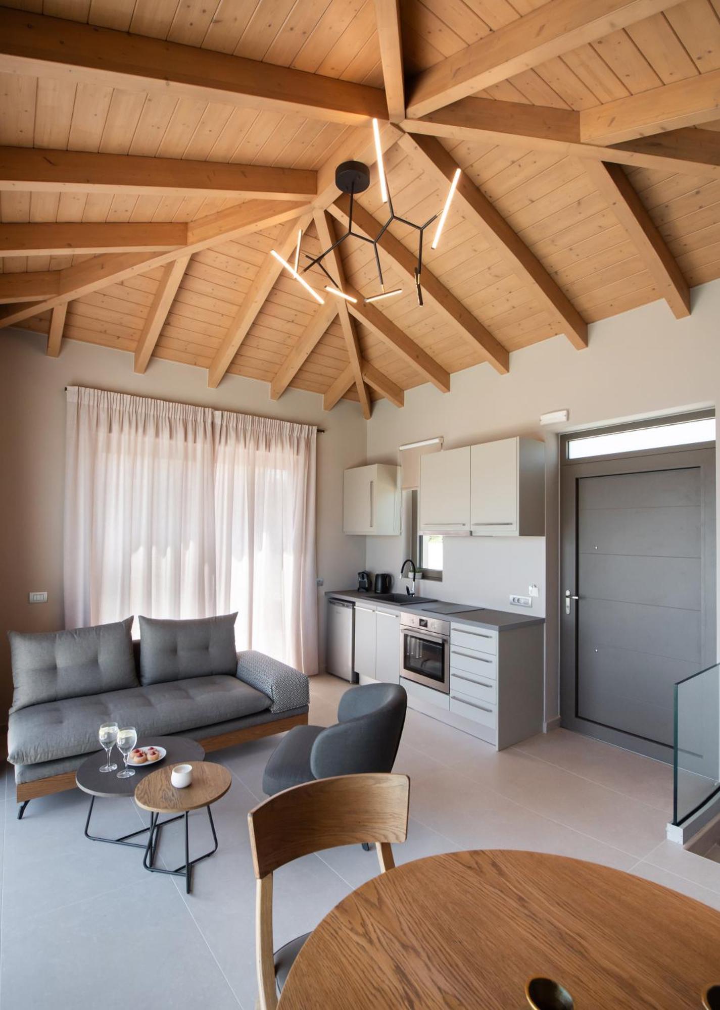 Highview Luxury Suites Katouna Exterior photo